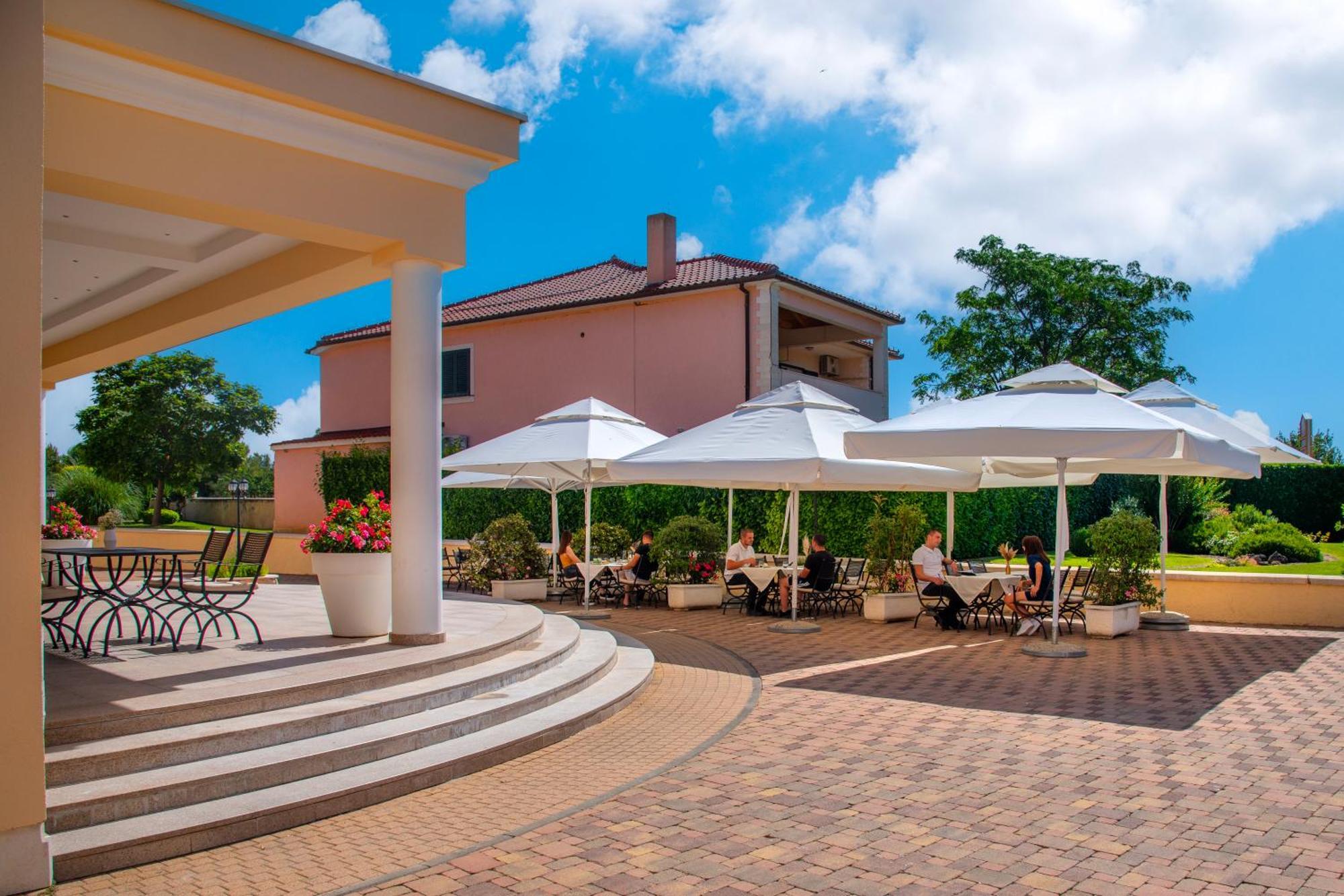 Guest Accommodation Atrium Gulin Lozovac Εξωτερικό φωτογραφία